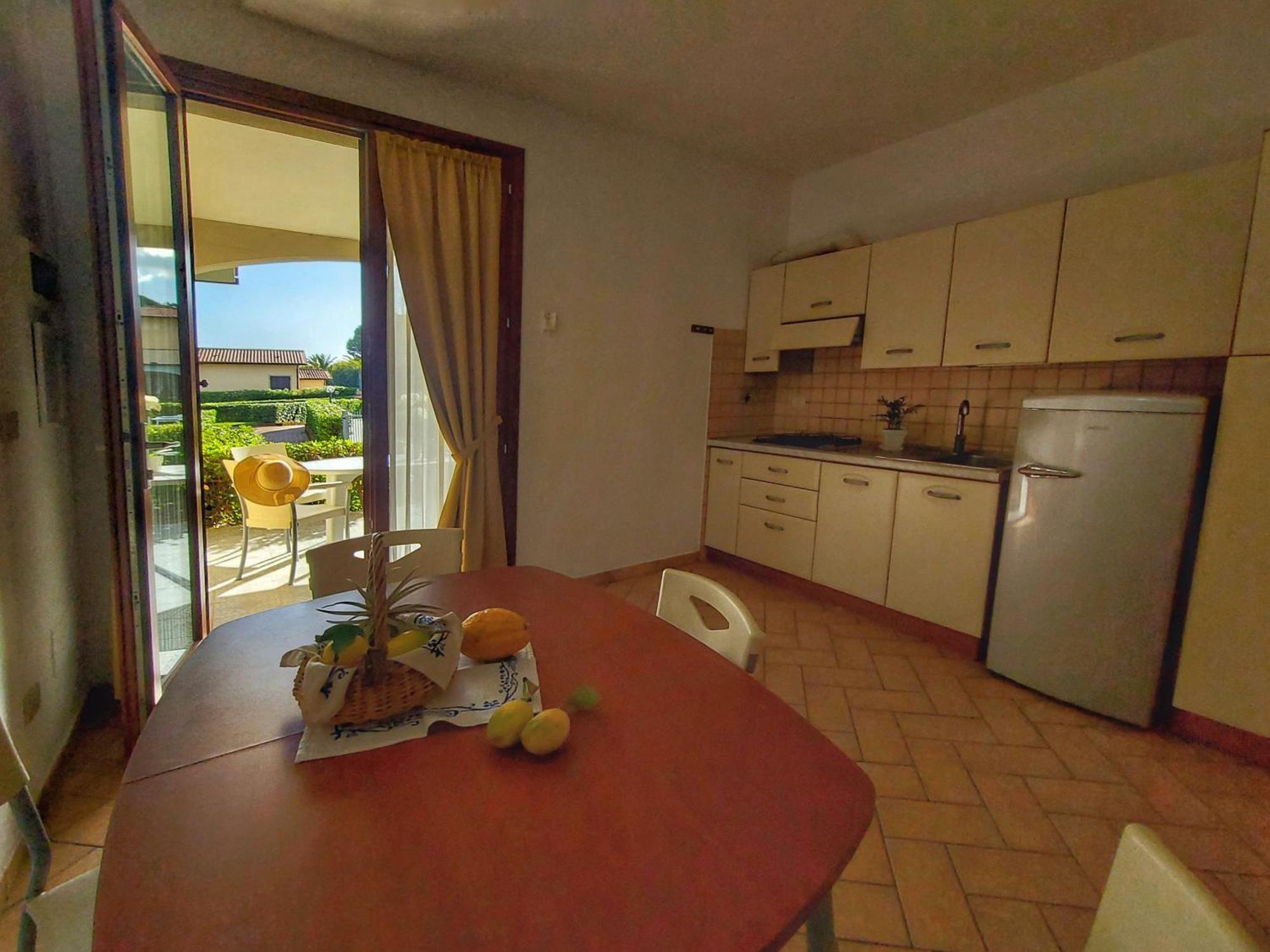 Lido Azzurro Residence Rta Capoliveri  Bilik gambar